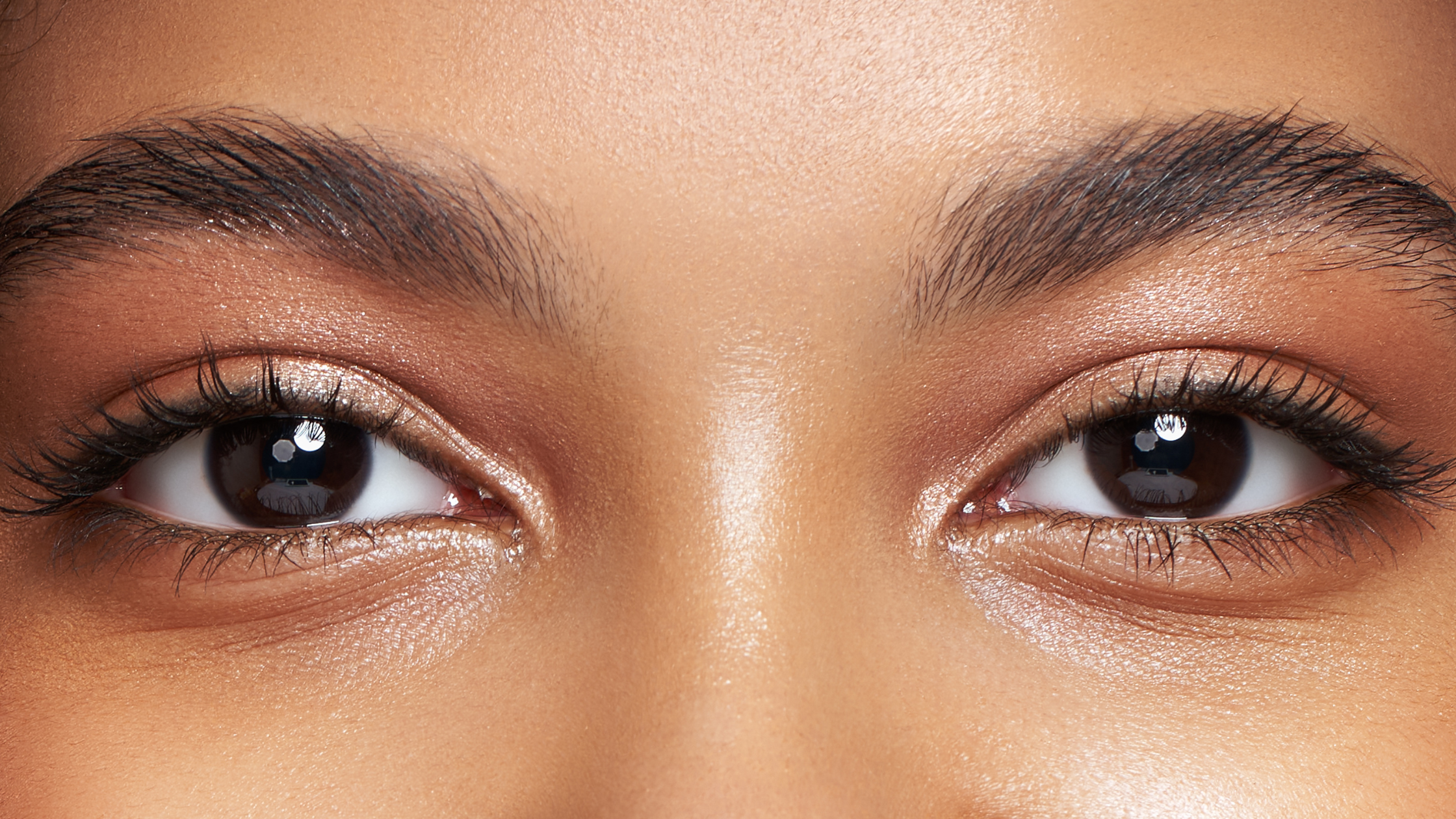 Top 5 Reasons to Choose Eyelid Surgery This Year